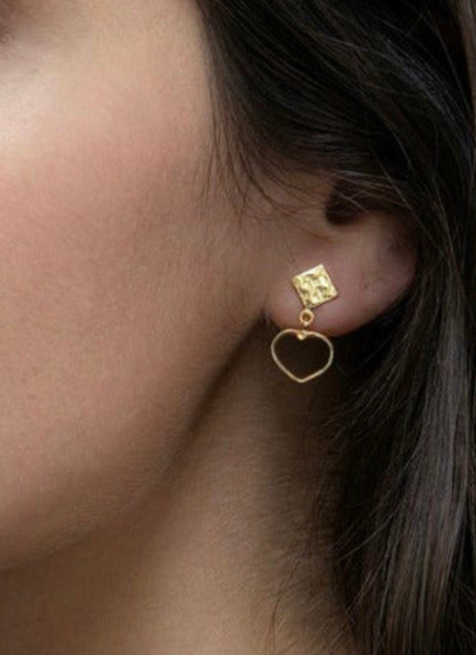 Claire Gold Teardrop Earrings
